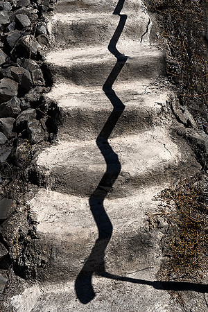Bannister Shadow