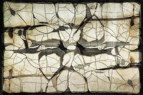 Peeling Chaos
